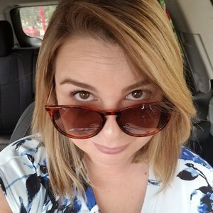 Meet your Posher, Jj